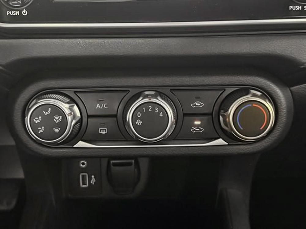 Nissan Versa S 2021 d&rsquo;occasion à vendre - 24