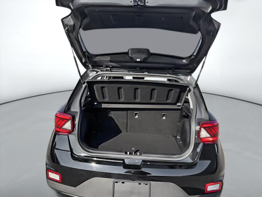 Hyundai Venue Preferred 2023 d&rsquo;occasion à vendre - 23