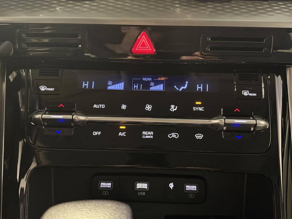 Kia Carnival LX 2022 d&rsquo;occasion à vendre - 28