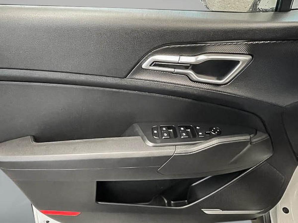 Kia Sportage LX 2023 d&rsquo;occasion à vendre - 12