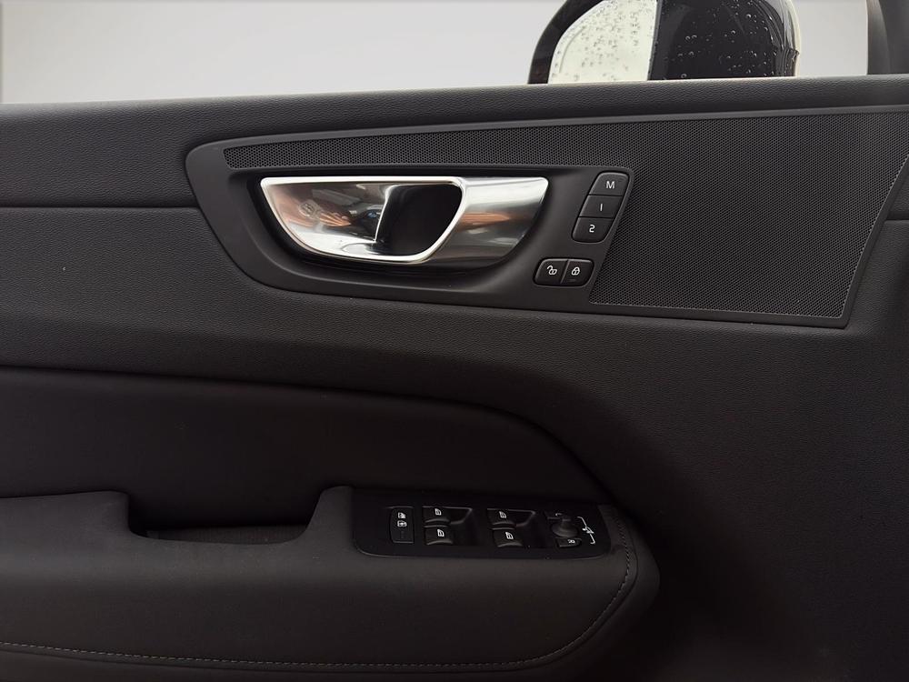 Volvo XC60 B5 CORE AWD 2026 d&rsquo;occasion à vendre - 13