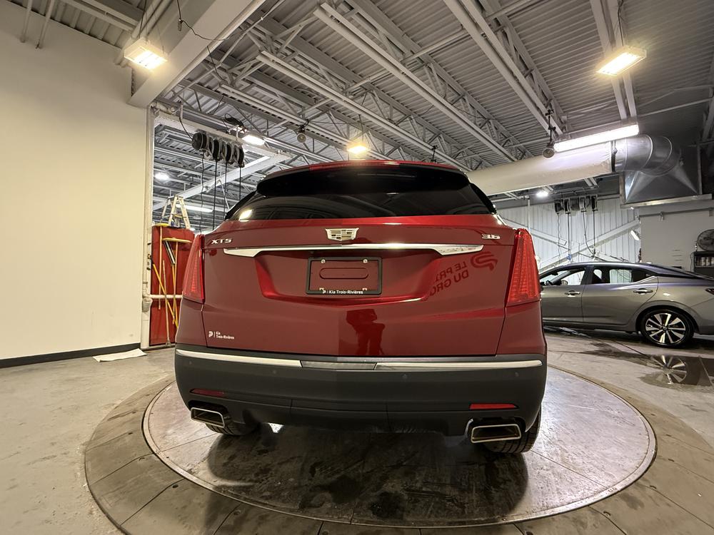 Cadillac XT5 Base 2019 d&rsquo;occasion à vendre - 4