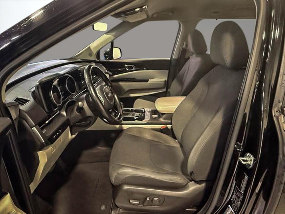 Kia Carnival LX 2022 à vendre à Trois-Rivières - 17