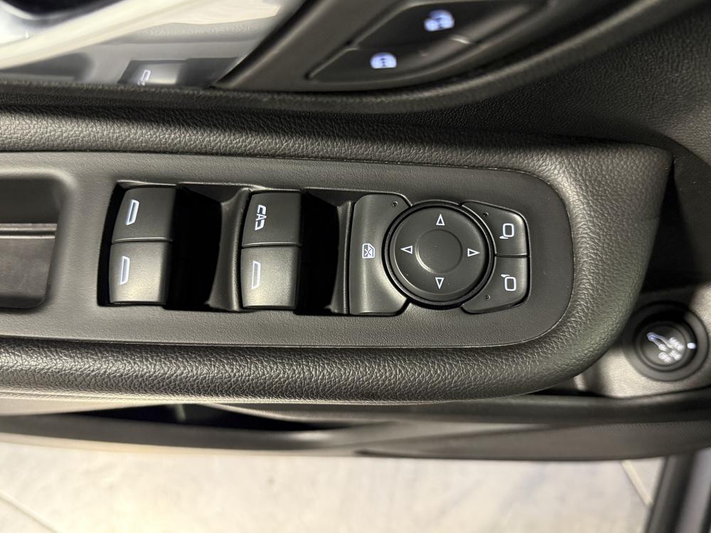 GMC Terrain AT4 2023 d&rsquo;occasion à vendre - 14