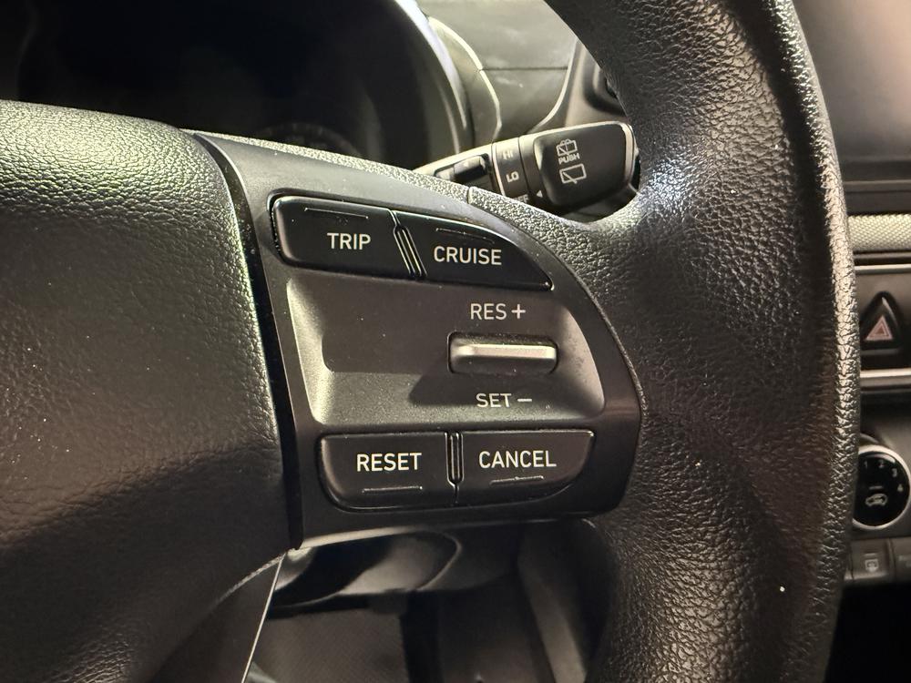 Hyundai Kona Essential 2019 d&rsquo;occasion à vendre - 19