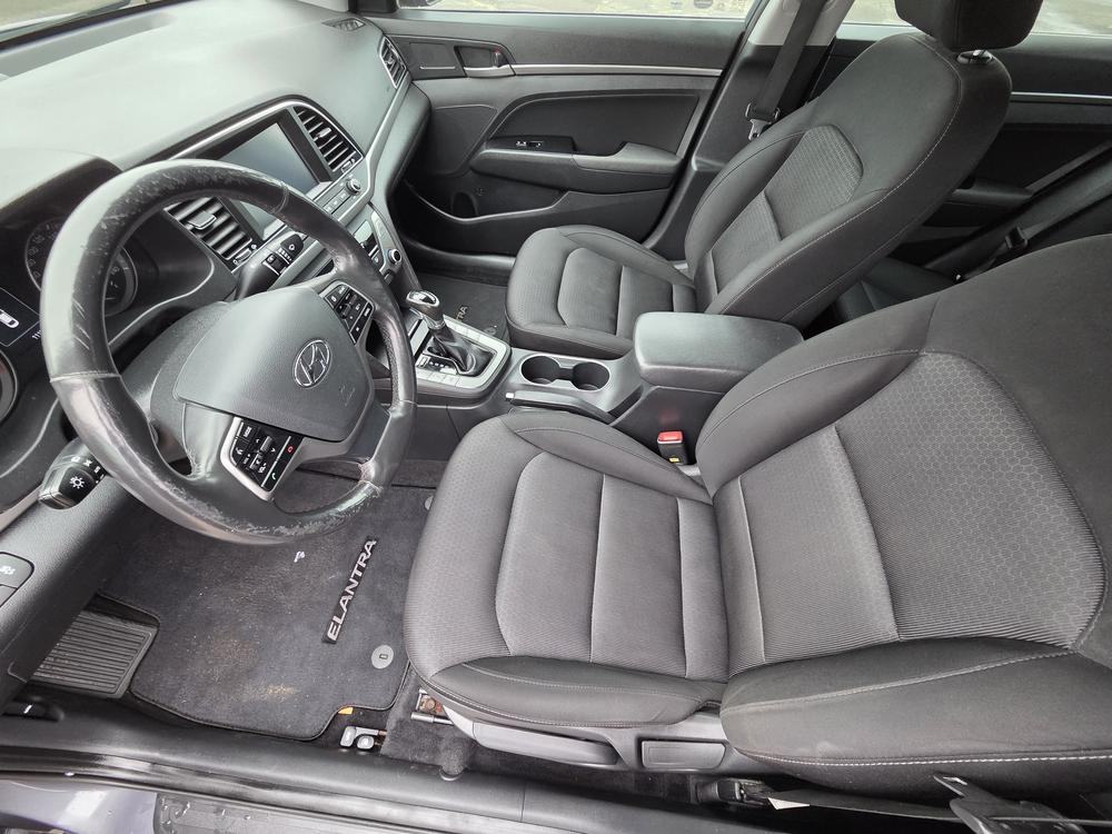 Hyundai Elantra GL 2017 d&rsquo;occasion à vendre - 12