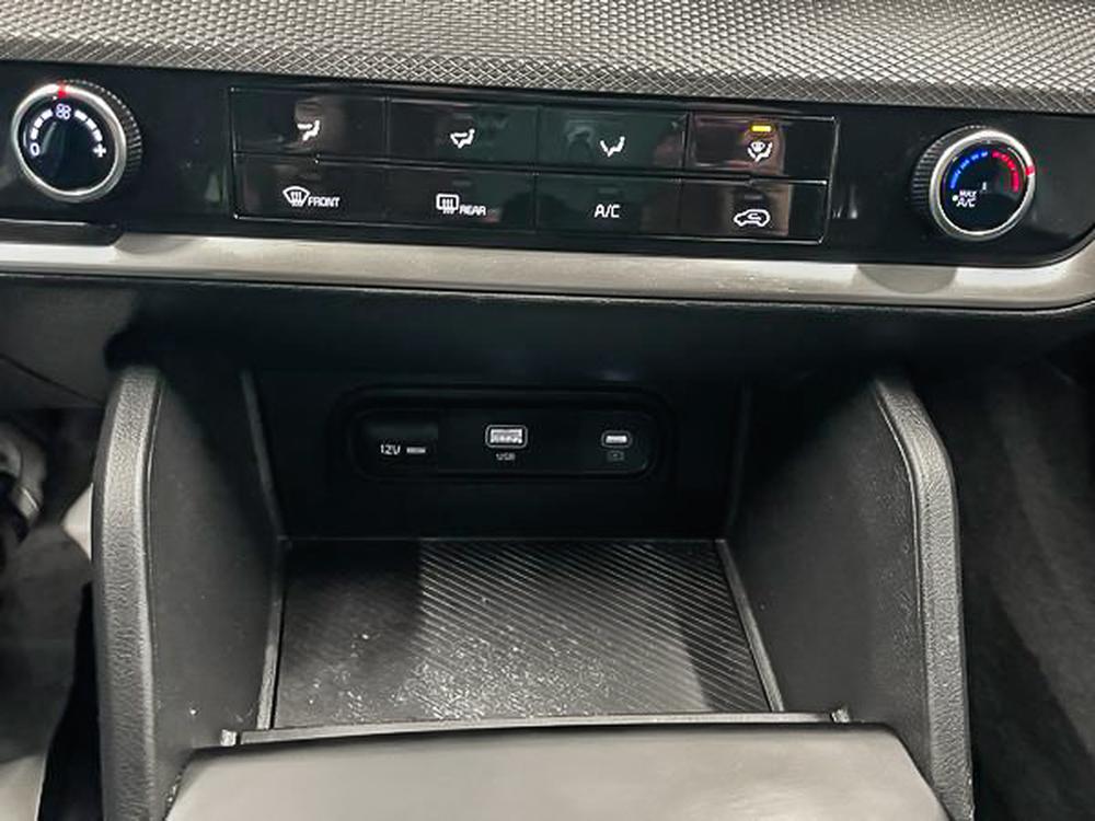 Kia Sportage LX 2024 d&rsquo;occasion à vendre - 22