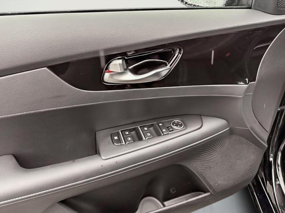 Kia Forte EX 2023 à vendre à Donnacona - 12