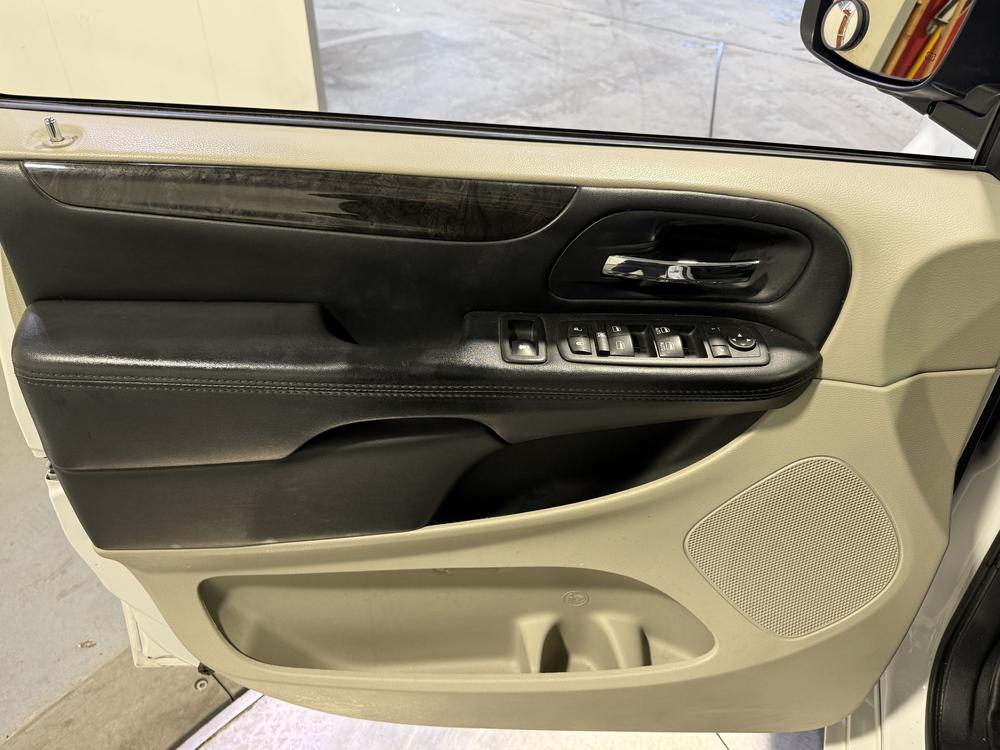 Dodge Grand Caravan SXT 2017 d&rsquo;occasion à vendre - 14