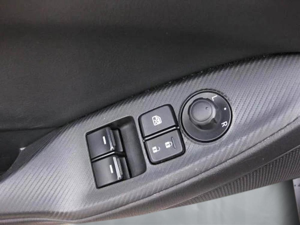 Mazda MX-5 GS 2021 d&rsquo;occasion à vendre - 18