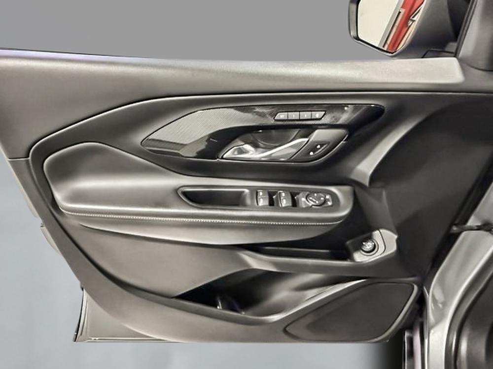 GMC Terrain AT4 2023 d&rsquo;occasion à vendre - 13