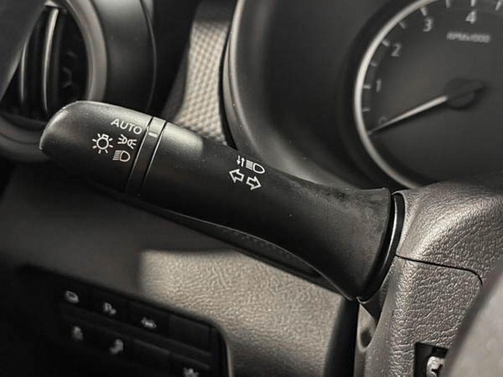 Nissan Kicks S 2023 d&rsquo;occasion à vendre - 21