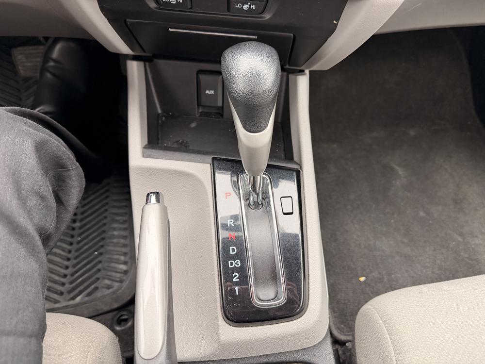 Honda Civic Sdn LX 2013 d&rsquo;occasion à vendre - 28