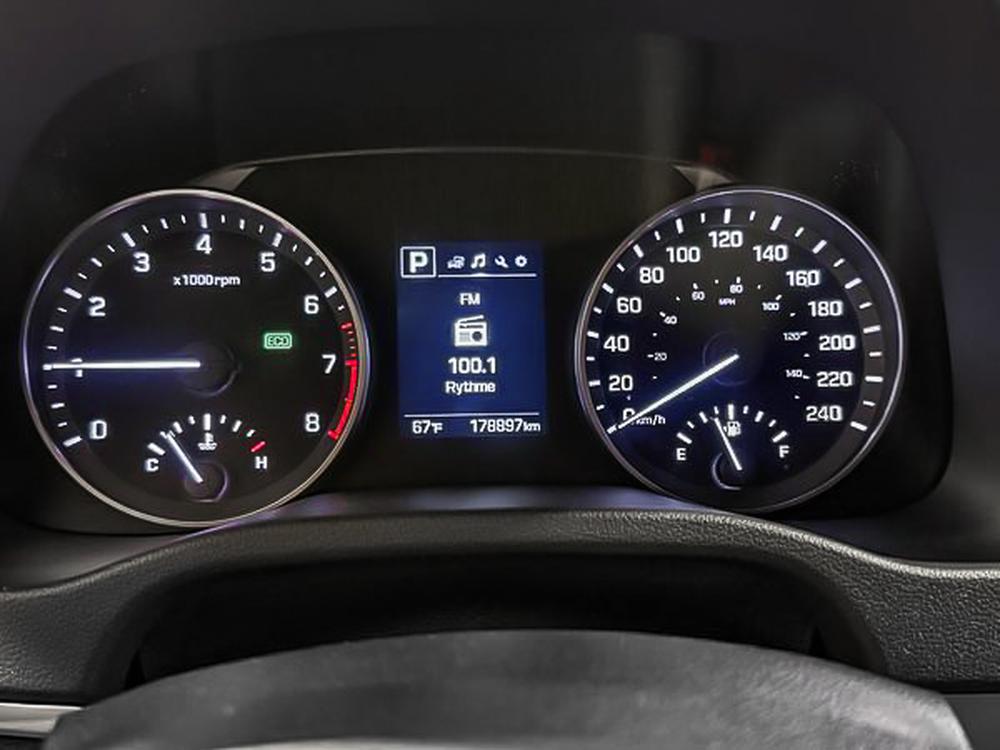 Hyundai Elantra SE 2018 d&rsquo;occasion à vendre - 23
