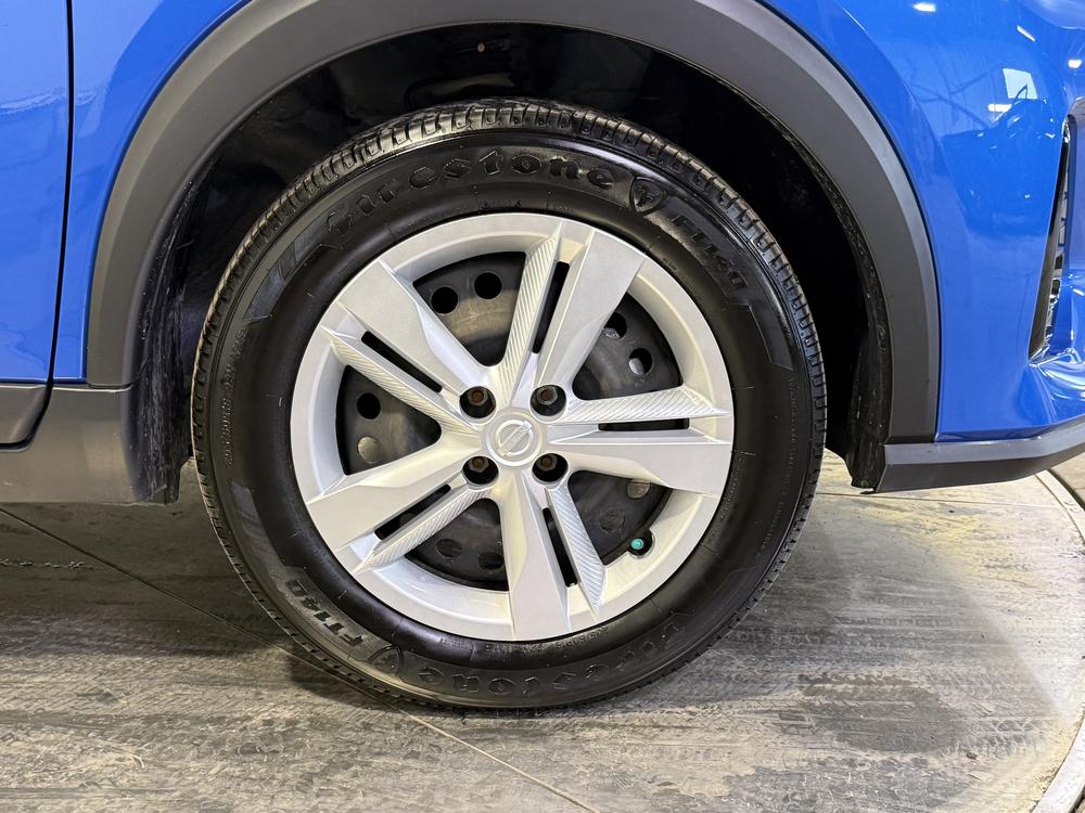 Nissan Kicks S 2023 d&rsquo;occasion à vendre - 12