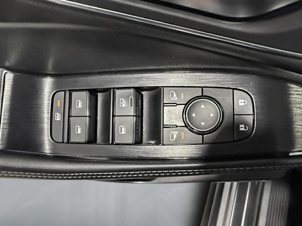 Nissan Rogue SV 2021 d&rsquo;occasion à vendre - 16