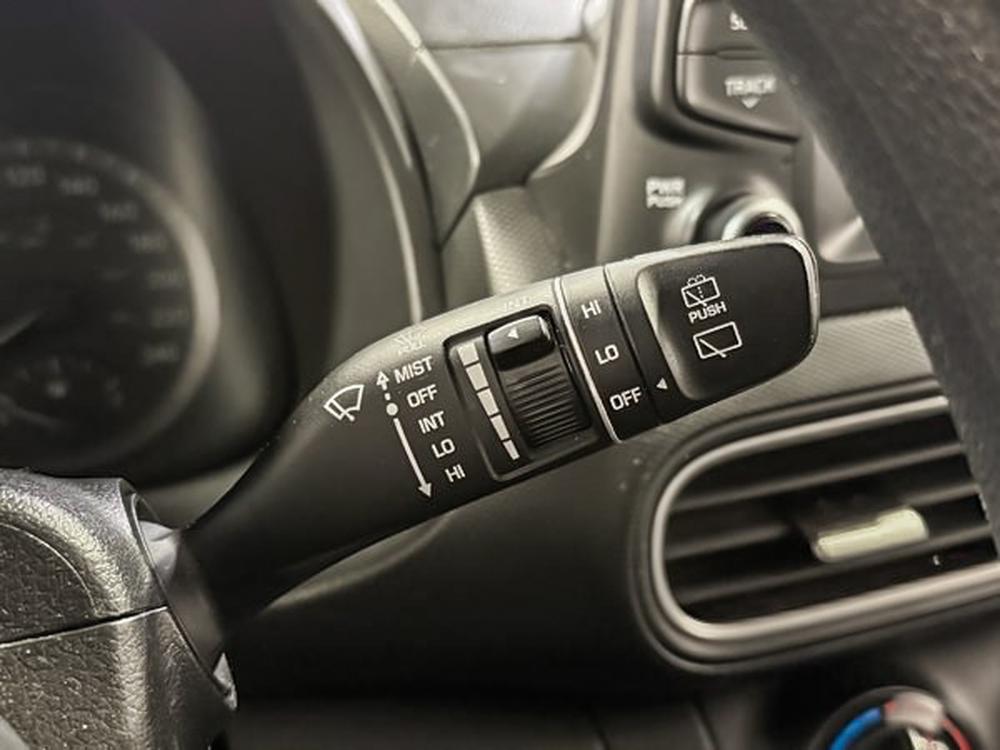 Hyundai Kona Essential 2019 d&rsquo;occasion à vendre - 22