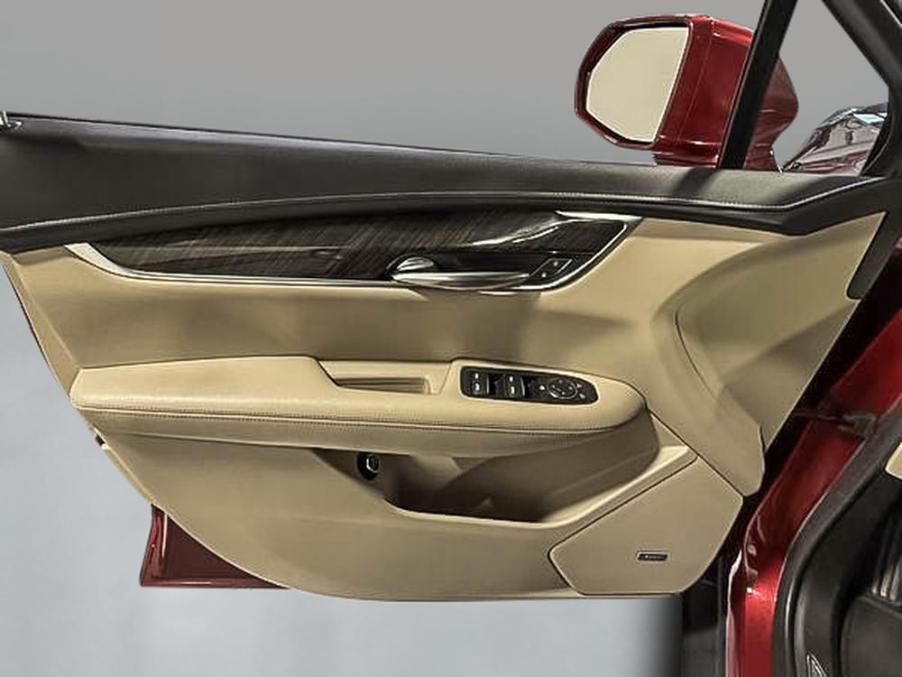 Cadillac XT5 Base 2019 d&rsquo;occasion à vendre - 13