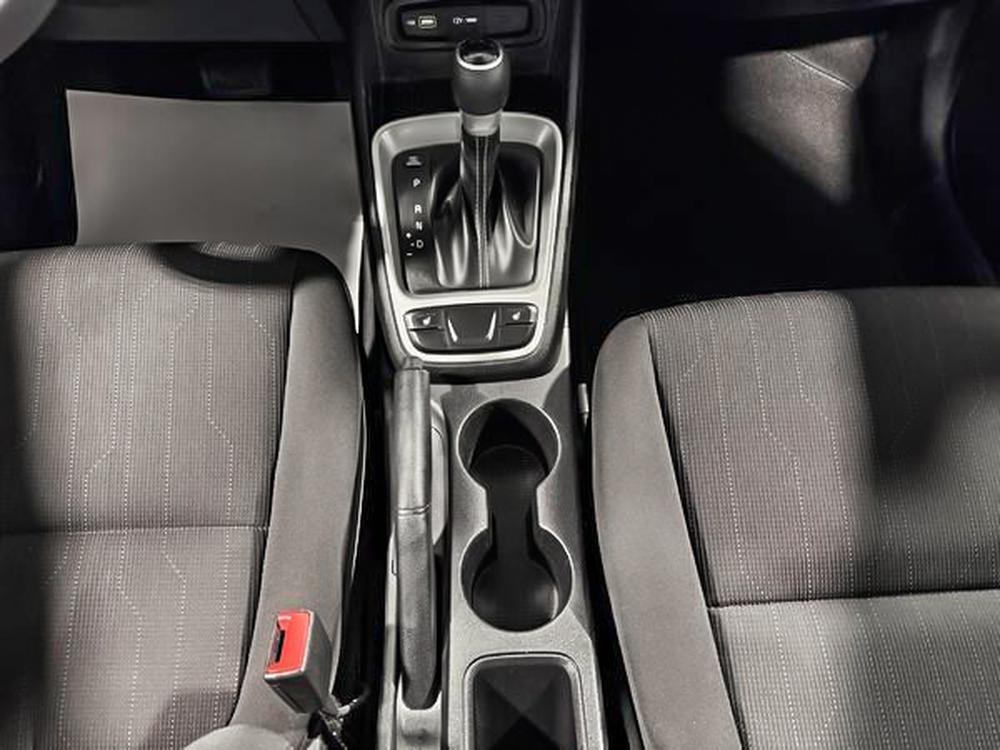 Hyundai Venue ESSENTIAL 2022 d&rsquo;occasion à vendre - 28