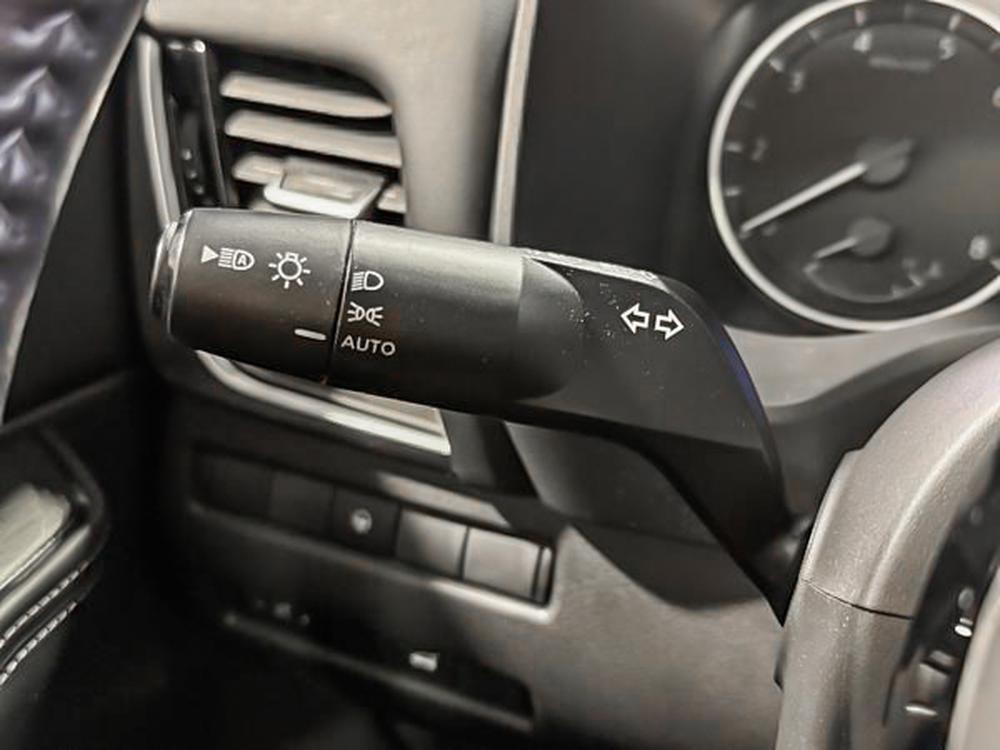 Nissan Rogue SV 2021 d&rsquo;occasion à vendre - 23