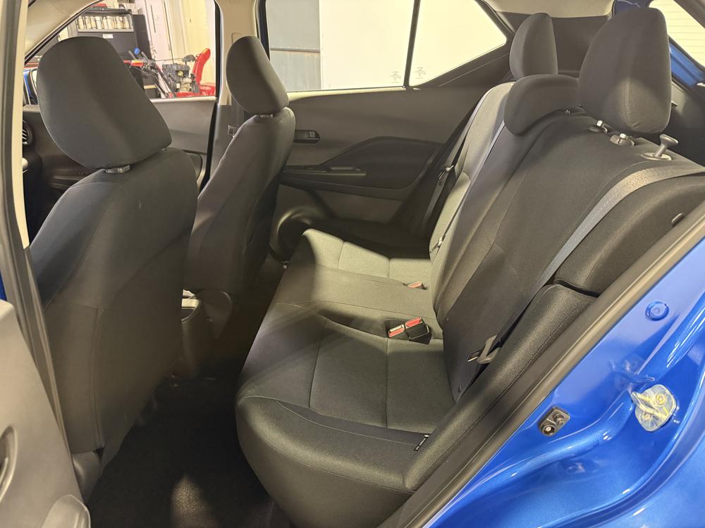 Nissan Kicks S 2023 d&rsquo;occasion à vendre - 29