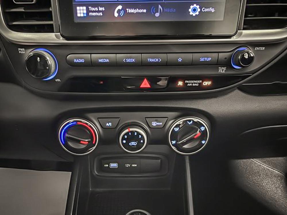 Hyundai Venue ESSENTIAL 2022 d&rsquo;occasion à vendre - 27