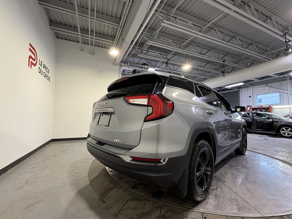 GMC Terrain AT4 2023 d&rsquo;occasion à vendre - 3