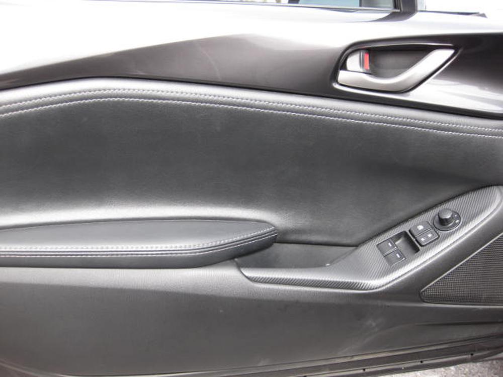 Mazda MX-5 GS 2021 d&rsquo;occasion à vendre - 17