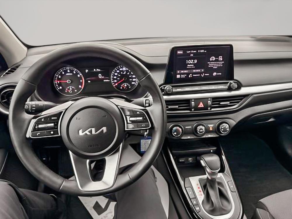Kia Forte EX 2023 à vendre à Donnacona - 28