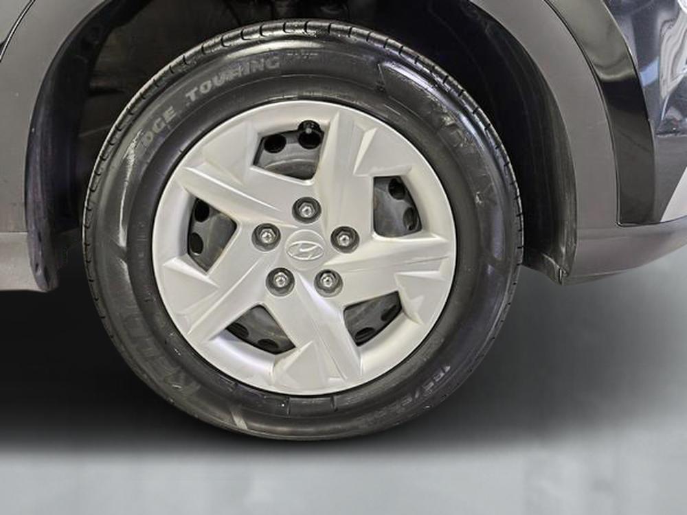 Hyundai Venue ESSENTIAL 2022 d&rsquo;occasion à vendre - 12