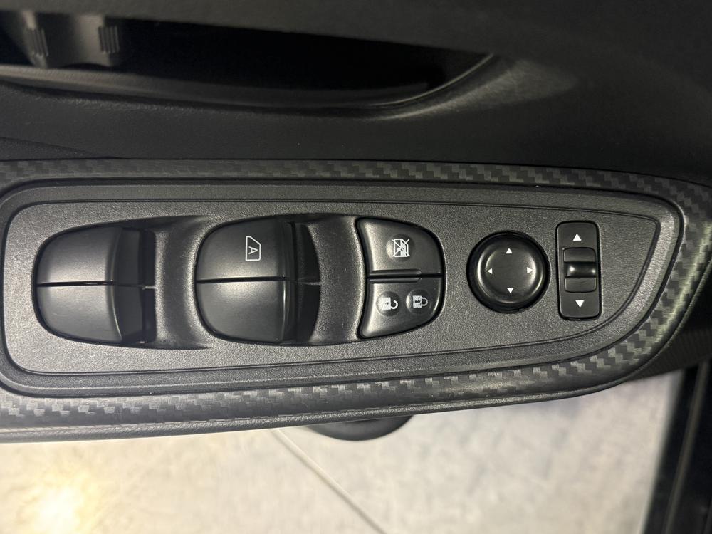 Nissan Versa S 2021 d&rsquo;occasion à vendre - 14