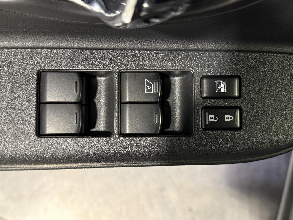 Nissan Micra SV 2016 d&rsquo;occasion à vendre - 14