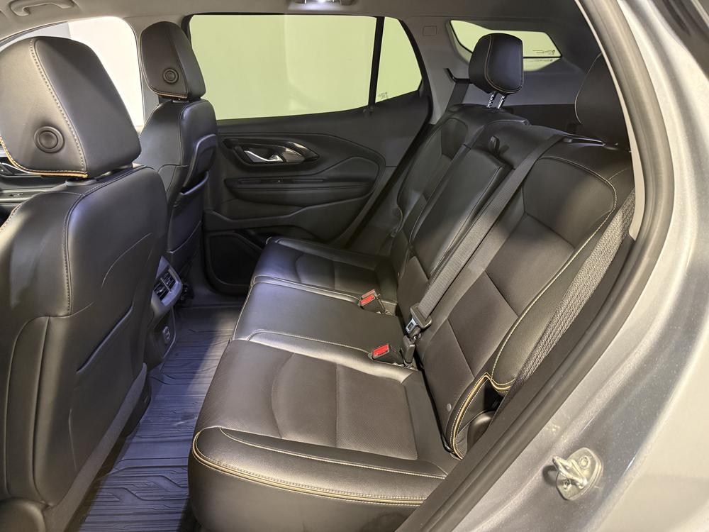 GMC Terrain AT4 2023 d&rsquo;occasion à vendre - 29