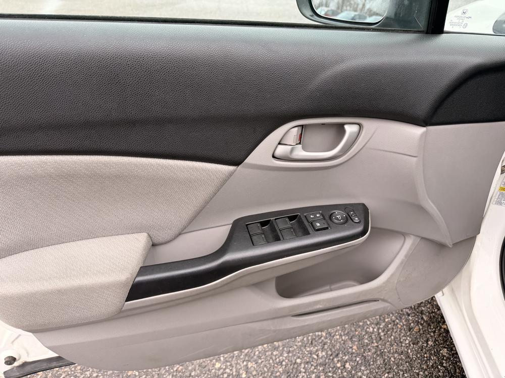 Honda Civic Sdn LX 2013 d&rsquo;occasion à vendre - 13