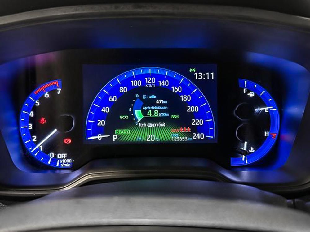 Toyota Corolla Hybrid 2022 d&rsquo;occasion à vendre - 23