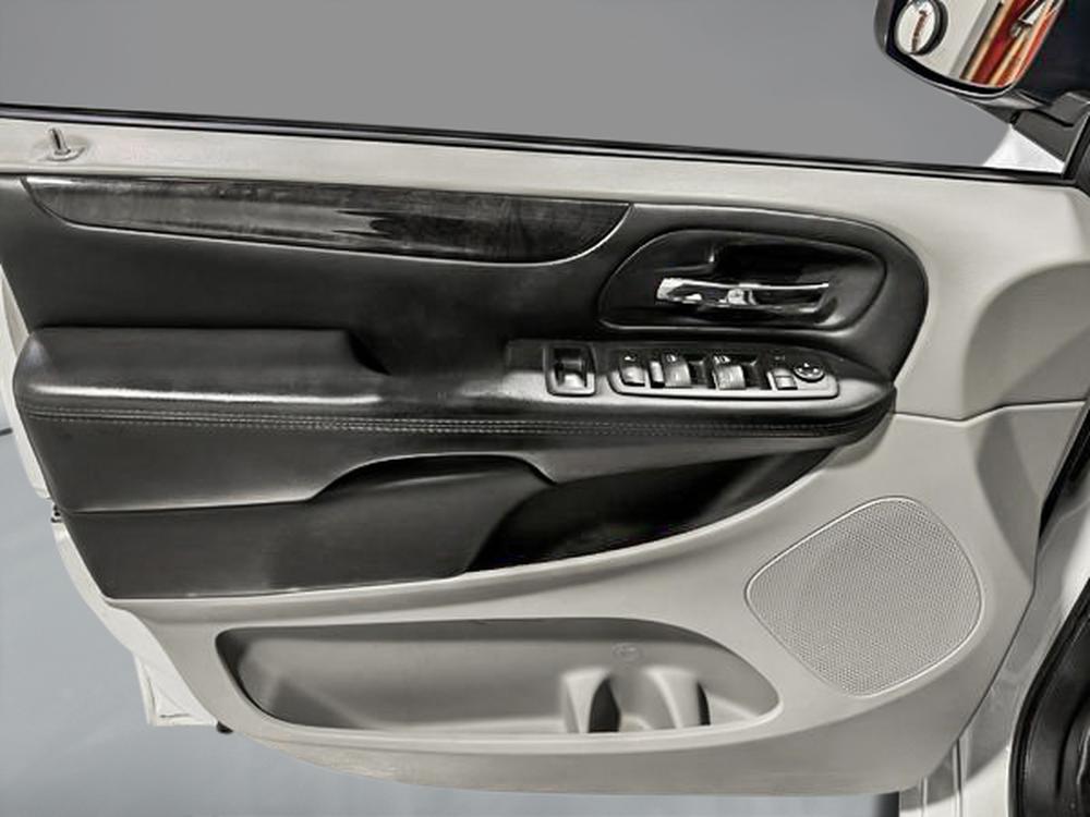 Dodge Grand Caravan SXT 2017 d&rsquo;occasion à vendre - 14