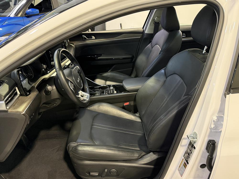 Kia K5 EX 2024 d&rsquo;occasion à vendre - 17