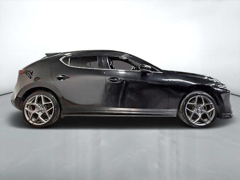 Mazda Mazda3 Sport GT 2021 d&rsquo;occasion à vendre - 2