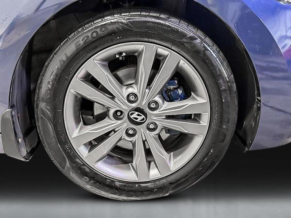 Hyundai Elantra SE 2018 d&rsquo;occasion à vendre - 12
