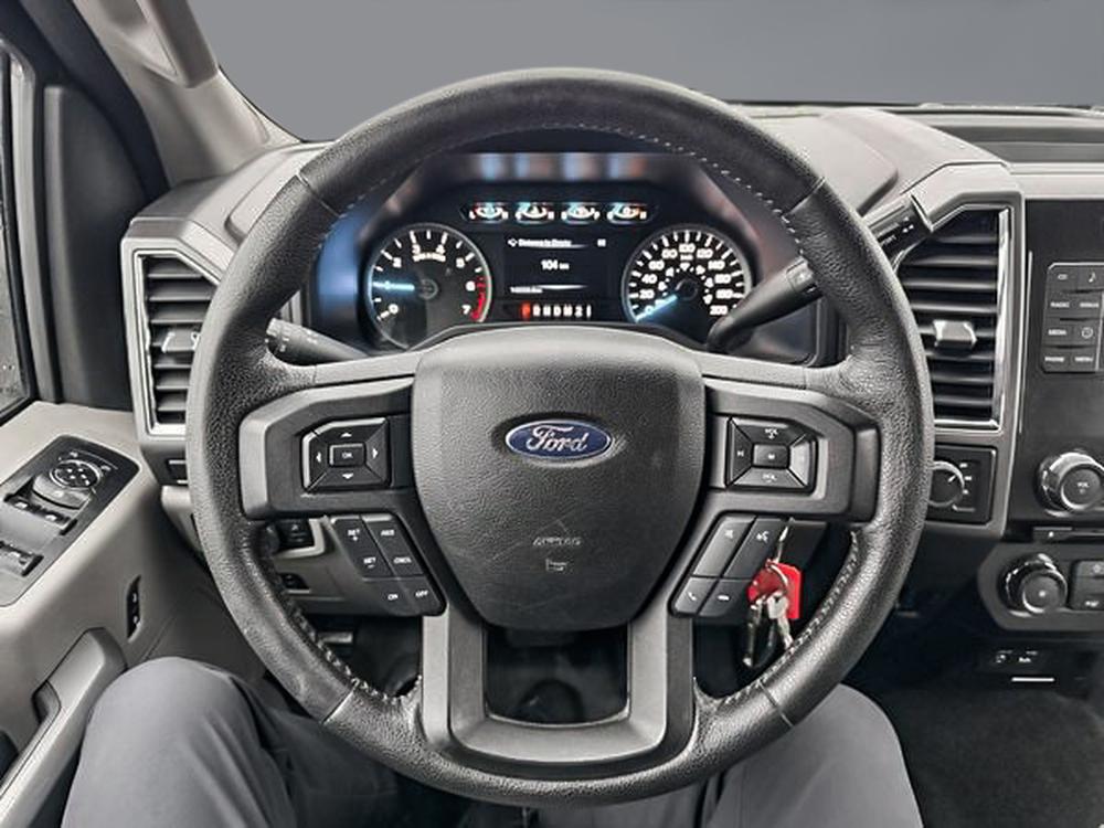 Ford F-150 XLT 2015 d&rsquo;occasion à vendre - 18