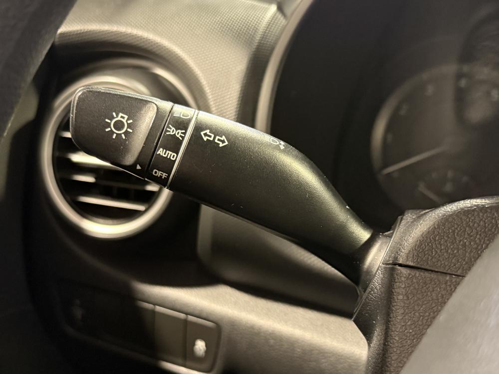 Hyundai Kona Essential 2019 d&rsquo;occasion à vendre - 21