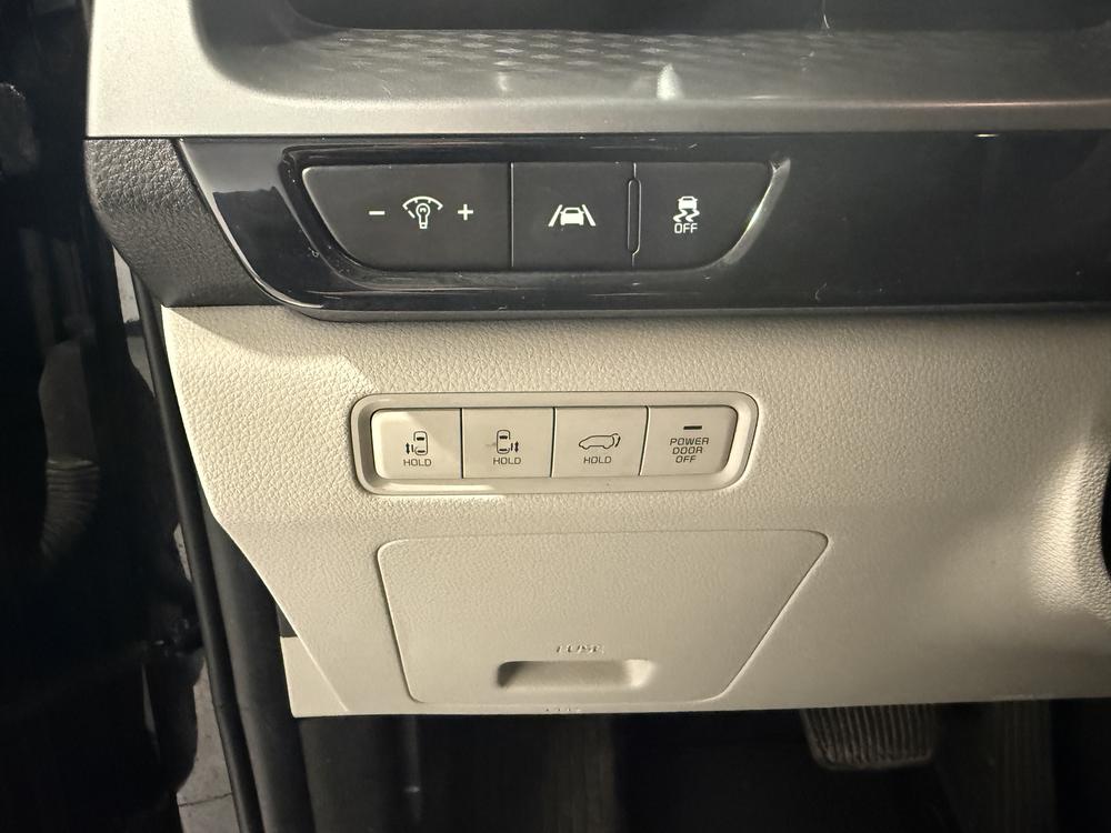 Kia Carnival LX 2022 d&rsquo;occasion à vendre - 16