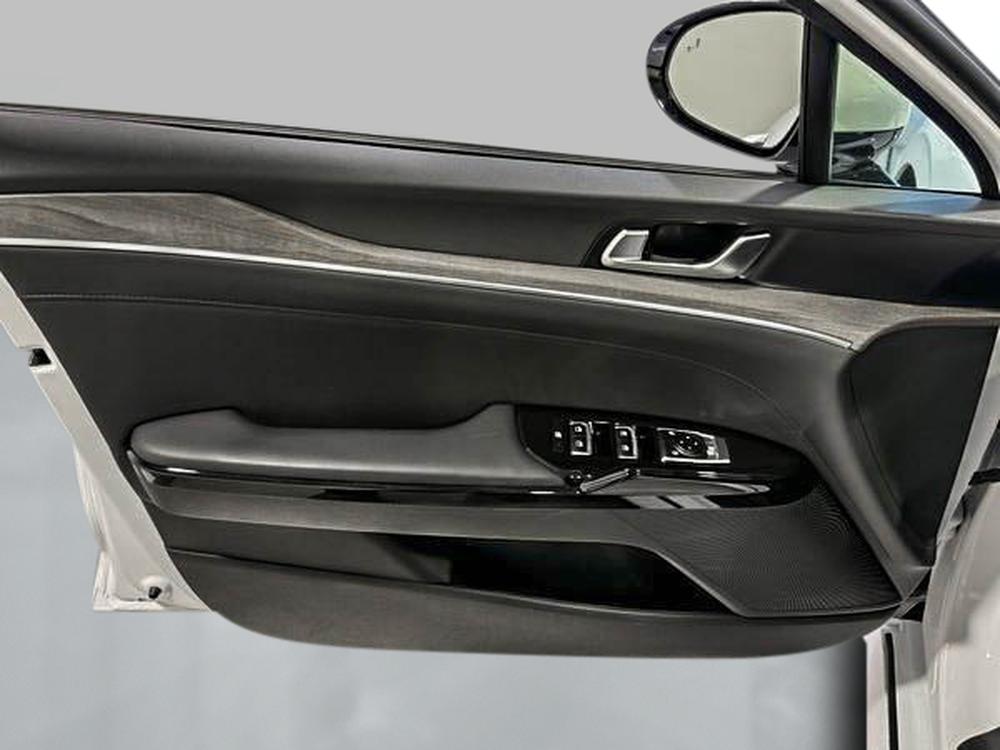 Kia K5 EX 2024 d&rsquo;occasion à vendre - 14