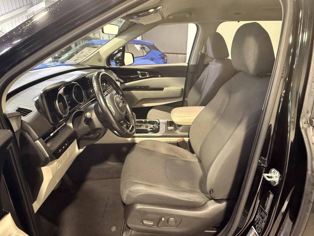 Kia Carnival LX 2022 d&rsquo;occasion à vendre - 17