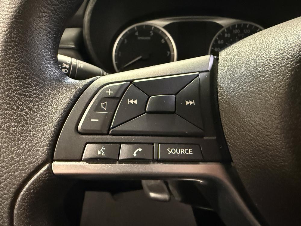 Nissan Versa S 2021 d&rsquo;occasion à vendre - 18