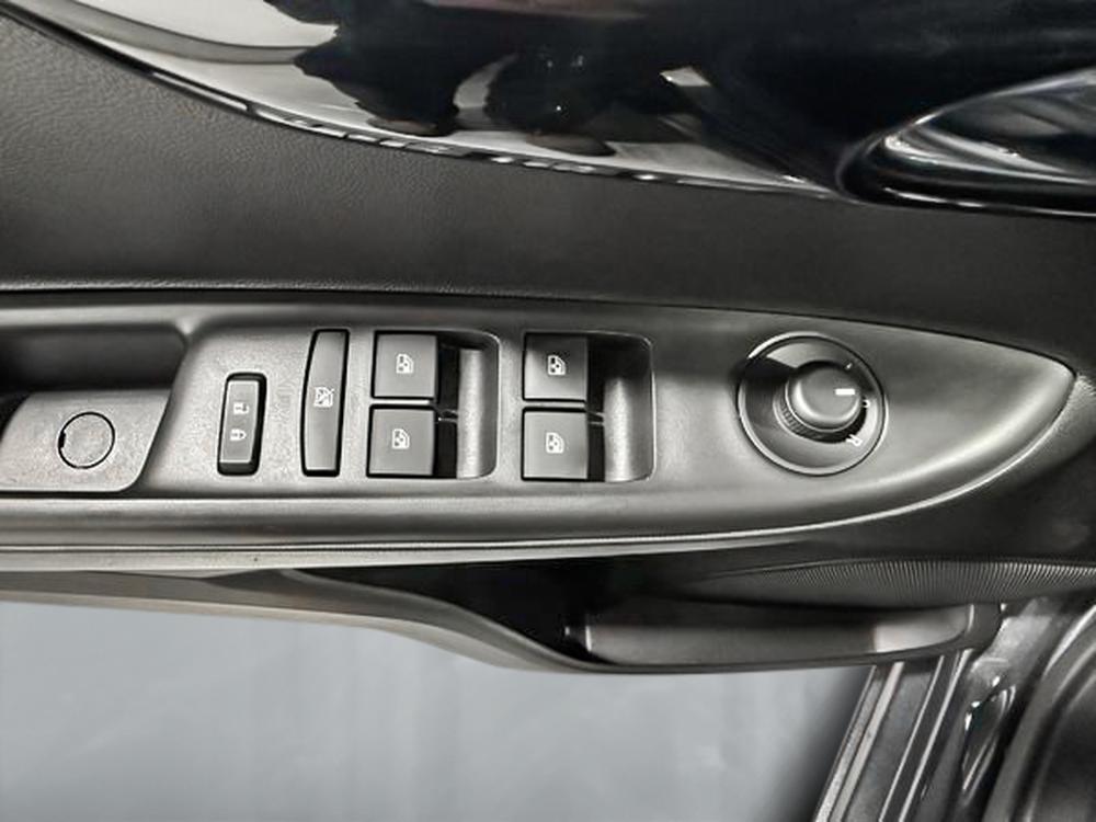 Chevrolet Spark 2LT 2020 d&rsquo;occasion à vendre - 17