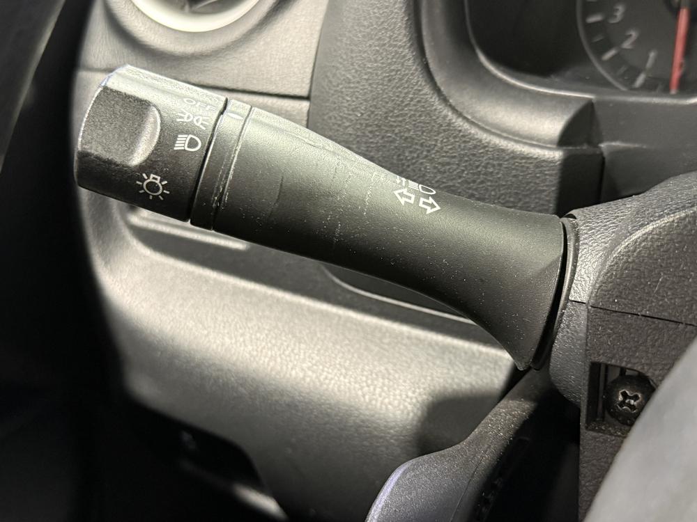 Nissan Micra SV 2016 d&rsquo;occasion à vendre - 21