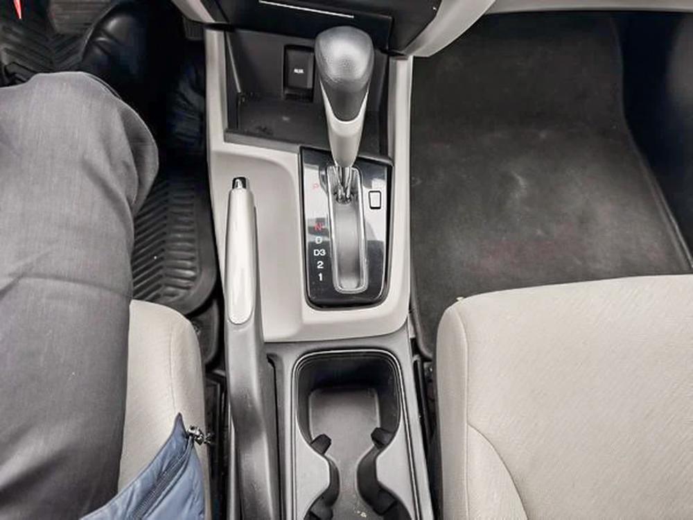 Honda Berline Civic LX 2013 d&rsquo;occasion à vendre - 29