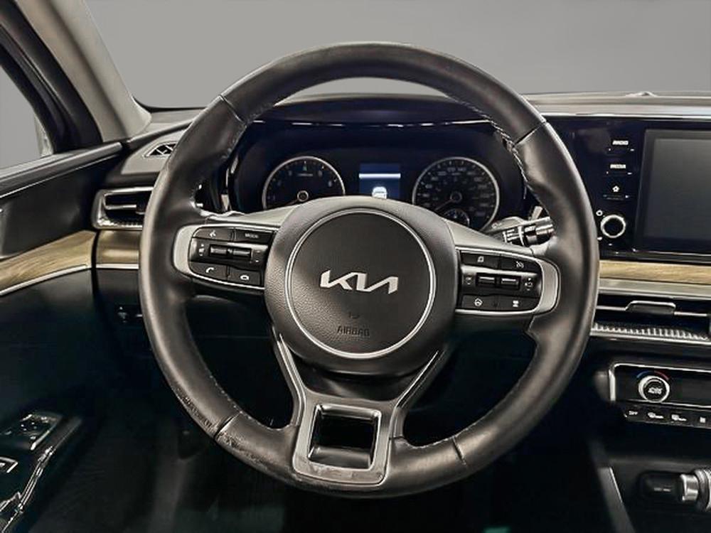 Kia K5 EX 2023 d&rsquo;occasion à vendre - 18