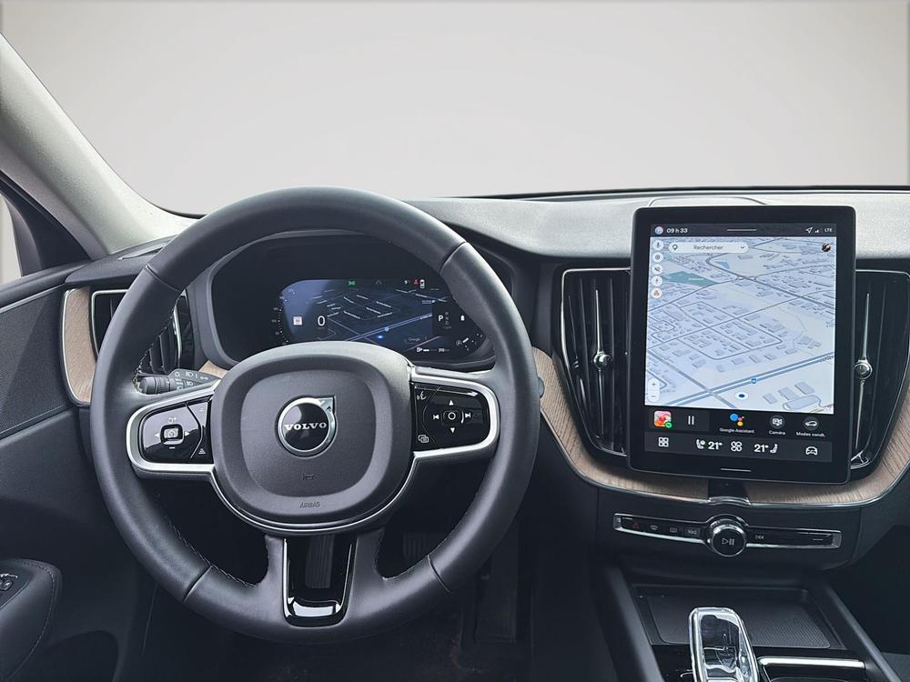 Volvo XC60 B5 CORE AWD 2026 d&rsquo;occasion à vendre - 17